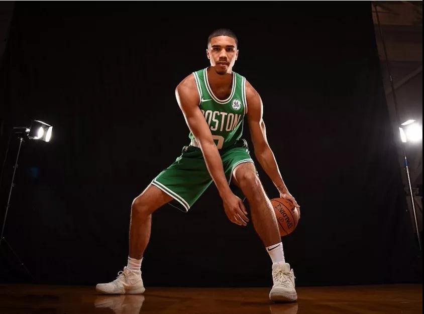 三的成就並 三的成就並