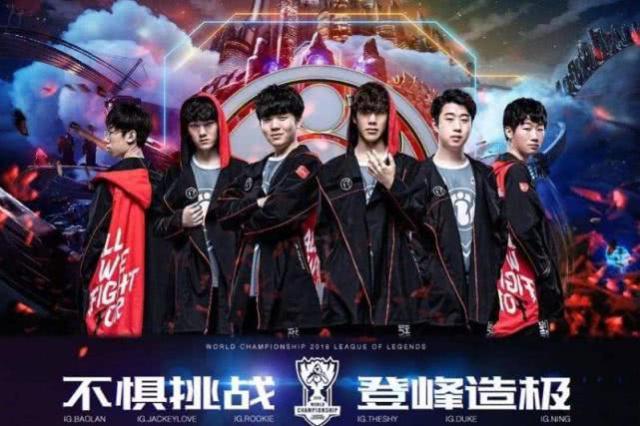 与武磊在努 与武磊在努