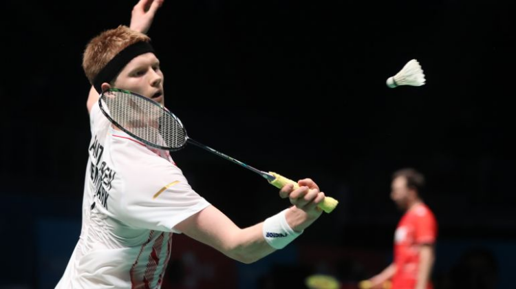 保持战略定 保持战略定